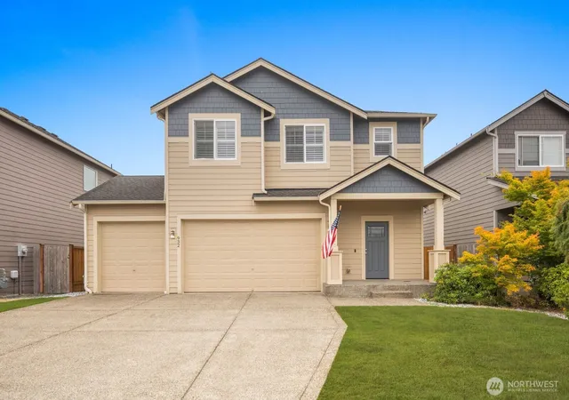 Photo 3 of Single family home for sale at 932 134th Street S, Tacoma, WA 98444 | MLS# NWM2557218 | Listing updated on 2026-09-29