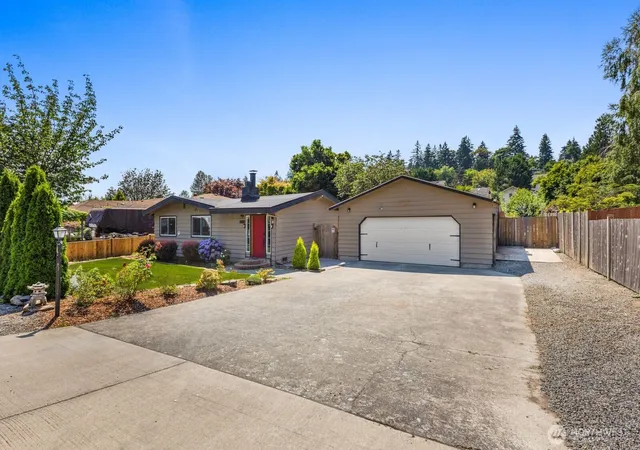 Photo 2 of Single family home for sale at 20605 12th Place S, Sea Tac, WA 98198 | MLS# NWM2557263 | Listing updated on 2026-09-23