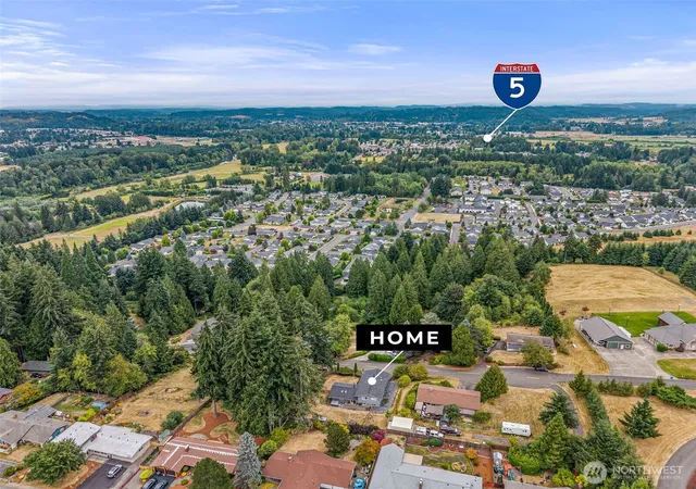 Photo 3 of Sale Pending at 1011 Spring Ln, Centralia, WA 98531 | MLS# NWM2557517 | Listing updated on 2026-09-22