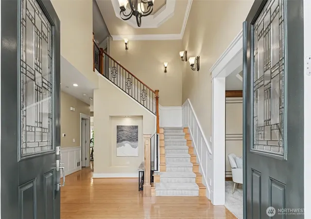 Photo 4 of Single family home for sale at 13128 SE Newport Way, Bellevue, WA 98006 | MLS# NWM2557633 | Listing updated on 2026-09-23