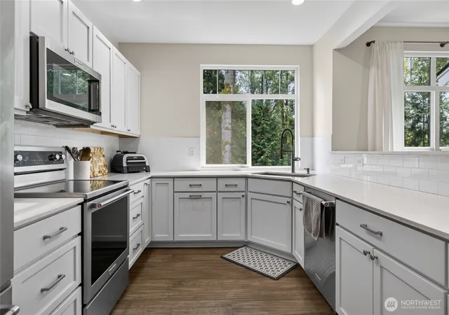 Photo 3 of Condo for sale at 12712 Admiralty Way #B301, Everett, WA 98204 | MLS# NWM2557686 | Listing updated on 2026-09-29