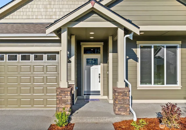 Photo 2 of Single family home for sale at 9045 Wyatt Loop SE, Tumwater, WA 98501 | MLS# NWM2557694 | Listing updated on 2026-09-30