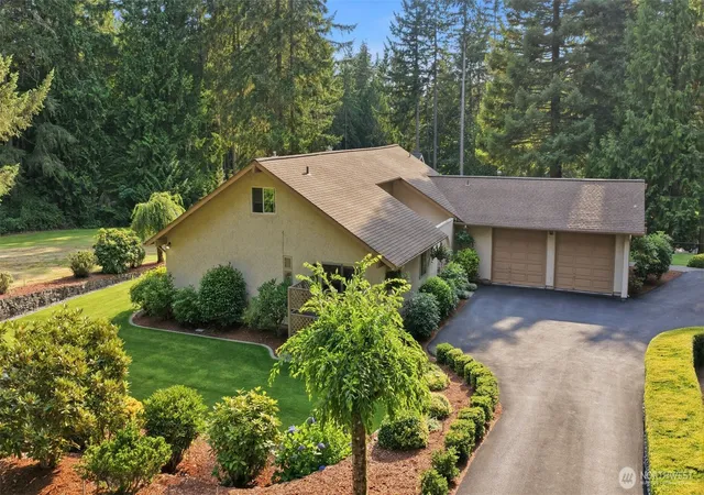 Photo 2 of Contingent at 4211 54th Street Ct Nw, Gig Harbor, WA 98335 | MLS# NWM2557726 | Listing updated on 2026-09-23