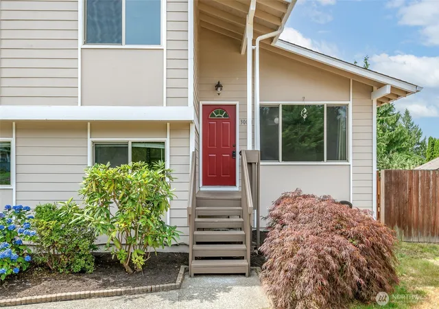 Photo 2 of Sale Pending at 30031 45th Place S, Auburn, WA 98001 | MLS# NWM2557781 | Listing updated on 2026-09-28