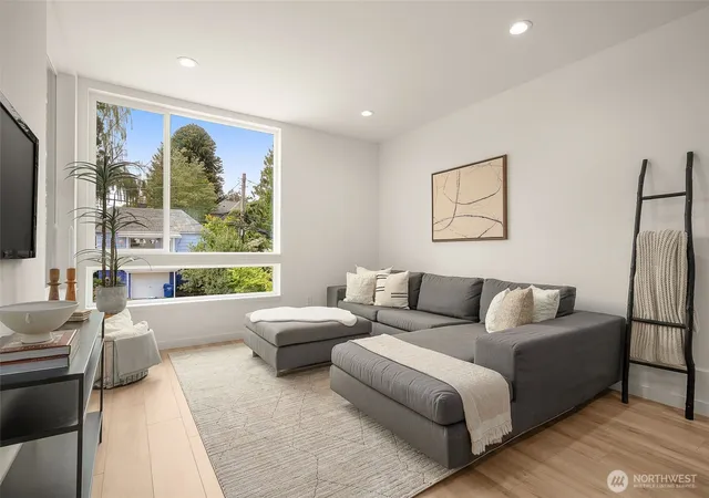 Photo 4 of Townhouse for sale at 1912 B Fry Ave SW, Seattle, WA 98116 | MLS# NWM2557855 | Listing updated on 2026-09-25