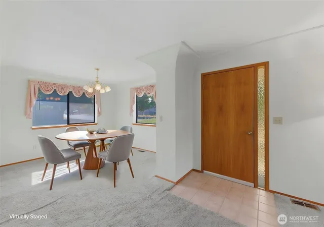Photo 4 of Sale Pending at 207 E 84th Street, Tacoma, WA 98445 | MLS# NWM2557940 | Listing updated on 2026-09-25