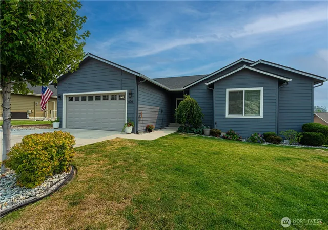 Photo 1 of Sale Pending at 606 Havenwood Dr, Manson, WA 98831 | MLS# NWM2557977 | Listing updated on 2026-09-25