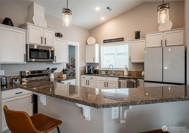 Photo 3 of Sale Pending at 606 Havenwood Dr, Manson, WA 98831 | MLS# NWM2557977 | Listing updated on 2026-09-25