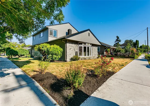 Photo 1 of Single family home for sale at 1319 Wood Ave, Sumner, WA 98390 | MLS# NWM2558032 | Listing updated on 2026-10-01