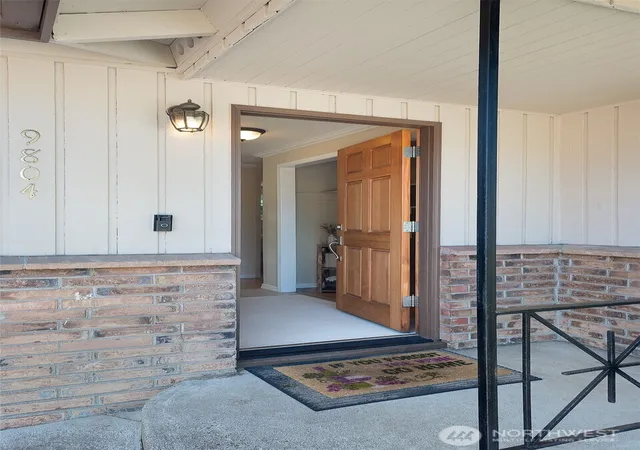 Photo 4 of Single family home for sale at 9804 241st Place SW, Edmonds, WA 98020 | MLS# NWM2558249 | Listing updated on 2026-09-24