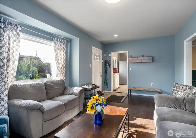 Photo 3 of Single family home for sale at 3813 N Mullen St, Tacoma, WA 98407 | MLS# NWM2558253 | Listing updated on 2026-09-23