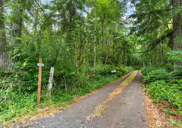 Photo 3 of Single family home for sale at 1438 Brown Rd W, Chehalis, WA 98532 | MLS# NWM2558319 | Listing updated on 2026-09-23