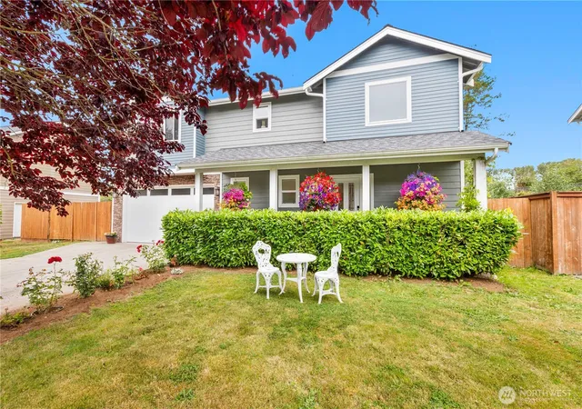 Photo 3 of Single family home for sale at 8254 Breeze Loop, Blaine, WA 98230 | MLS# NWM2558433 | Listing updated on 2026-09-26