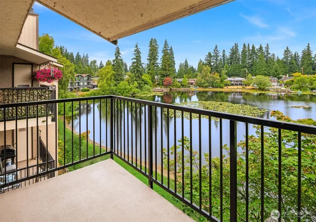 Photo 2 of Condo for sale at 323 75th Street Se #C66, Everett, WA 98203 | MLS# NWM2558466 | Listing updated on 2026-09-23