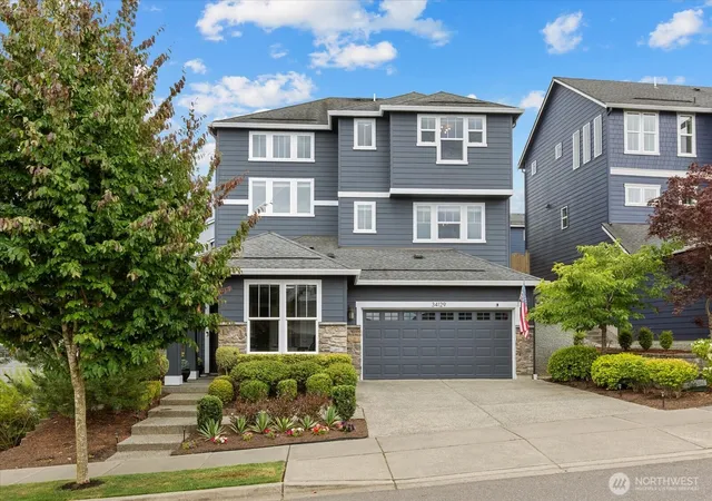 Single family home for sale at 34129 SE Moses St, Snoqualmie, WA 98065 | MLS# NWM2558479