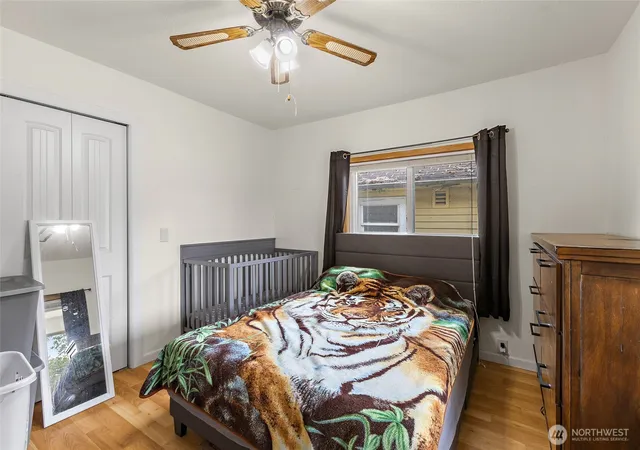 Photo 4 of Single family home for sale at 293 17th Avenue, Longview, WA 98632 | MLS# NWM2558694 | Listing updated on 2026-09-23