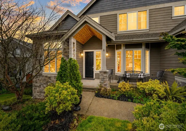 Photo 3 of Sale Pending at 21729 Quiet Water Loop, Lake Tapps, WA 98391 | MLS# NWM2558713 | Listing updated on 2026-09-25