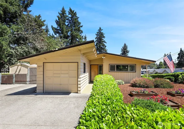Photo 2 of Sale Pending at 10013 Barnes Ln S, Tacoma, WA 98444 | MLS# NWM2558786 | Listing updated on 2026-10-01