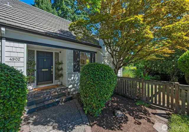 Photo 2 of Single family home for sale at 4902 Ne 70th Street, Seattle, WA 98115 | MLS# NWM2558897 | Listing updated on 2026-09-24