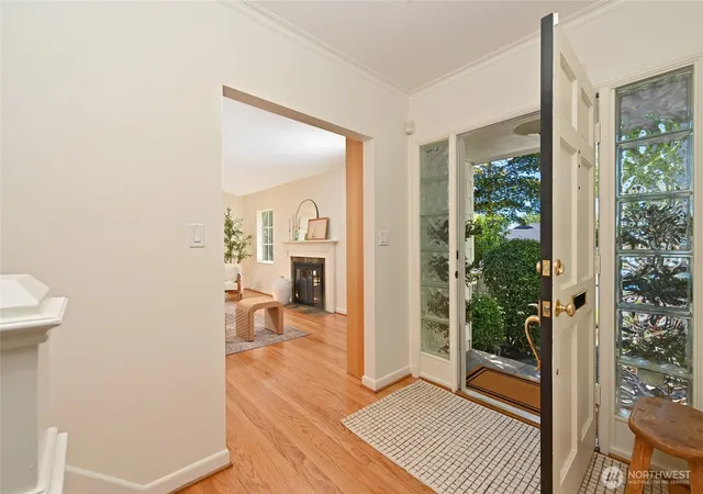 Photo 3 of Single family home for sale at 4902 NE 70th Street, Seattle, WA 98115 | MLS# NWM2558897 | Listing updated on 2026-09-24
