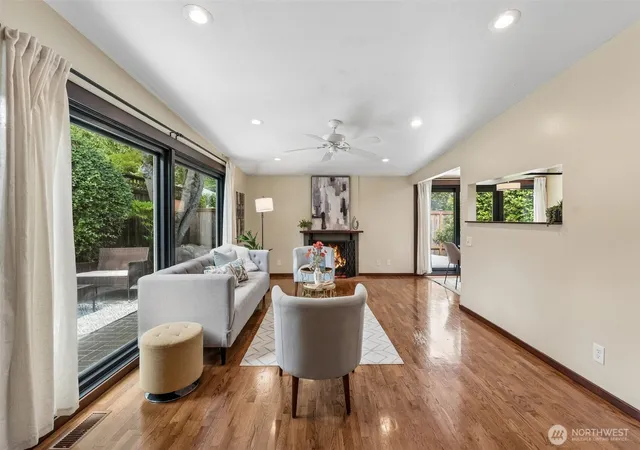 Photo 3 of Single family home for sale at 3222 Ne 85th Street, Seattle, WA 98115 | MLS# NWM2558925 | Listing updated on 2026-10-10