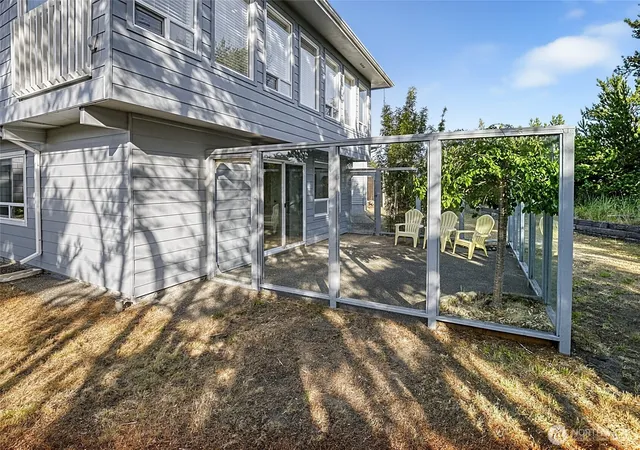 Photo 3 of Single family home for sale at 781 Camden Ct SW, Ocean Shores, WA 98569 | MLS# NWM2558935 | Listing updated on 2026-09-23