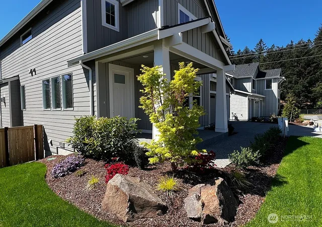 Photo 3 of Sale Pending at 18011 Se 250th Place #2, Covington, WA 98042 | MLS# NWM2559020 | Listing updated on 2026-09-25
