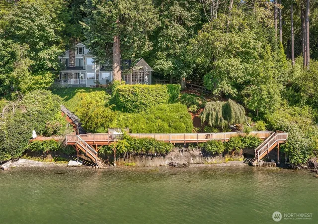 Photo 2 of Single family home for sale at 10157 Sw 263rd Street, Vashon, WA 98070 | MLS# NWM2559033 | Listing updated on 2026-09-23