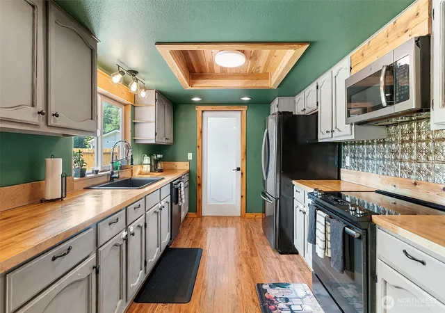 Photo 4 of Single family home for sale at 14102 131st Street NW, Gig Harbor, WA 98329 | MLS# NWM2559089 | Listing updated on 2026-09-24