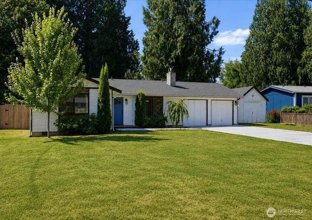 Photo 3 of Single family home for sale at 15906 82nd Street Ne, Lake Stevens, WA 98258 | MLS# NWM2559115 | Listing updated on 2026-09-23