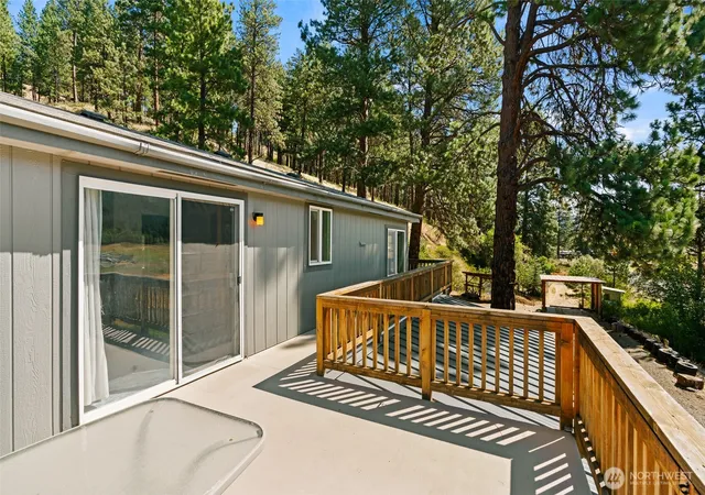 Photo 3 of Single family home for sale at 5501 Red Brg Rd, Cle Elum, WA 98922 | MLS# NWM2559138 | Listing updated on 2026-09-23