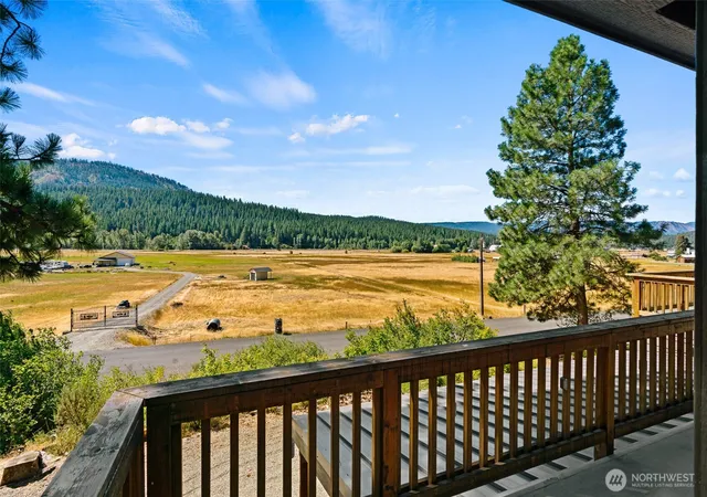 Photo 3 of Single family home for sale at 5501 Red Brg Rd, Cle Elum, WA 98922 | MLS# NWM2559138 | Listing updated on 2026-09-23