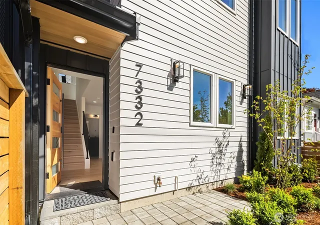 Photo 2 of Townhouse for sale at 7332 25th Avenue Nw, Seattle, WA 98117 | MLS# NWM2559147 | Listing updated on 2026-10-28