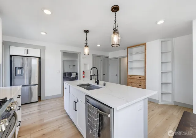 Photo 3 of Single family home for sale at 214 E 68th Street, Tacoma, WA 98404 | MLS# NWM2559187 | Listing updated on 2026-10-01