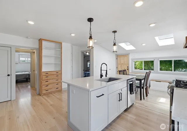 Photo 4 of Single family home for sale at 214 E 68th Street, Tacoma, WA 98404 | MLS# NWM2559187 | Listing updated on 2026-10-01
