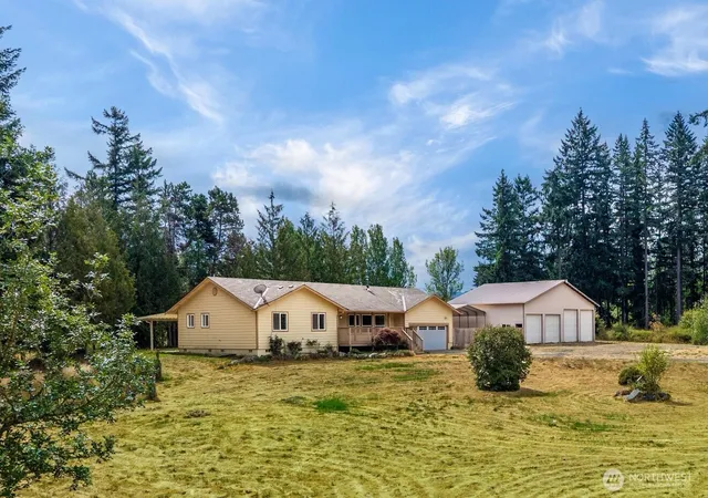 Photo 1 of Single family home for sale at 13604 Vail Rd Se, Yelm, WA 98597 | MLS# NWM2559202 | Listing updated on 2026-09-28