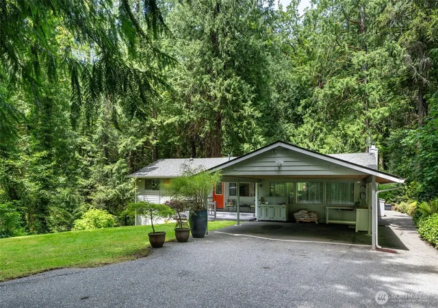 Photo 2 of Single family home for sale at 28102 Se 63rd Street, Issaquah, WA 98027 | MLS# NWM2559214 | Listing updated on 2026-09-23