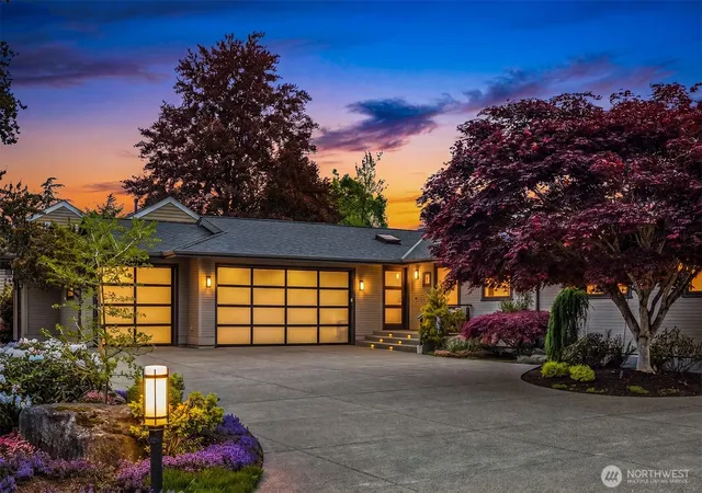 Photo 2 of Single family home for sale at 61 Cascade Key, Bellevue, WA 98006 | MLS# NWM2559251 | Listing updated on 2026-10-01