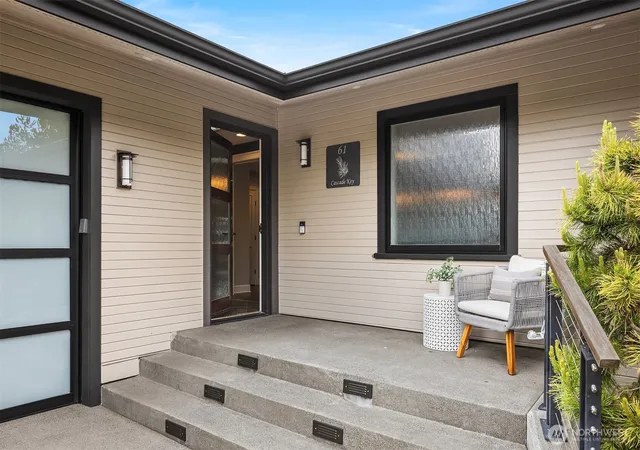 Photo 3 of Single family home for sale at 61 Cascade Key, Bellevue, WA 98006 | MLS# NWM2559251 | Listing updated on 2026-10-01