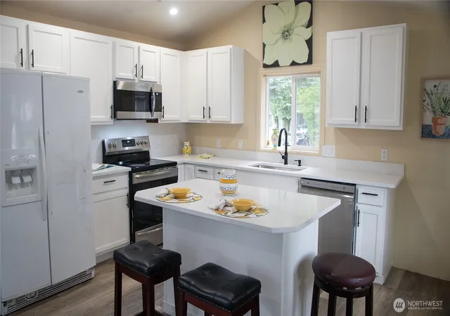 Photo 3 of Manufactured home for sale at 6200 Fair Oaks Rd Se #47, Olympia, WA 98513 | MLS# NWM2559465 | Listing updated on 2026-09-23