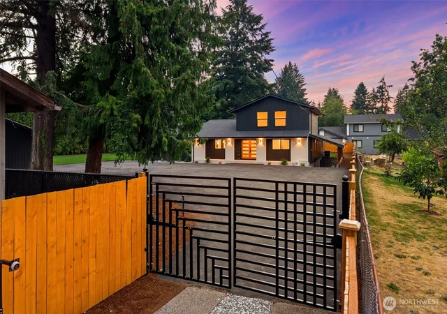 Photo 3 of Sale Pending at 840 SW 134th Street, Burien, WA 98146 | MLS# NWM2559636 | Listing updated on 2026-09-19