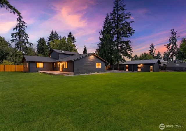 Photo 4 of Sale Pending at 840 SW 134th Street, Burien, WA 98146 | MLS# NWM2559636 | Listing updated on 2026-09-19