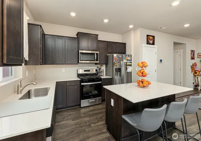 Photo 2 of Single family home for sale at 10815 188th Street E, Puyallup, WA 98374 | MLS# NWM2559728 | Listing updated on 2026-09-28