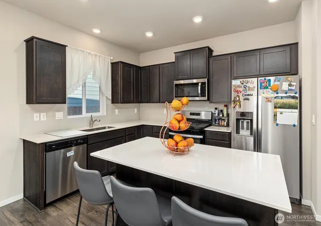Photo 3 of Single family home for sale at 10815 188th Street E, Puyallup, WA 98374 | MLS# NWM2559728 | Listing updated on 2026-09-28