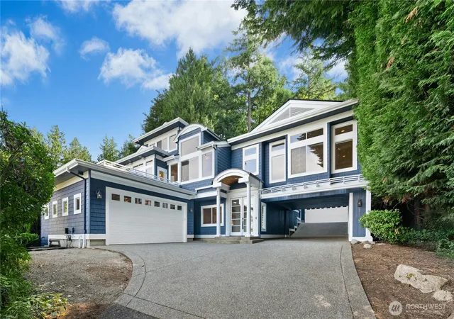 Photo 1 of Single family home for sale at 13130 Holmes Point Dr Ne, Kirkland, WA 98034 | MLS# NWM2559856 | Listing updated on 2026-09-25
