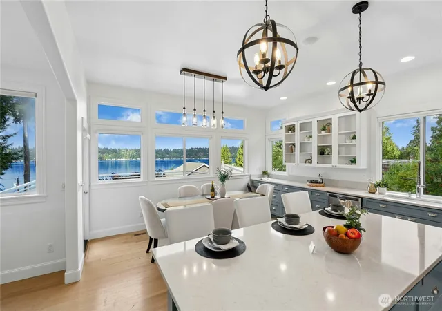 Photo 4 of Single family home for sale at 13130 Holmes Point Dr NE, Kirkland, WA 98034 | MLS# NWM2559856 | Listing updated on 2026-09-25