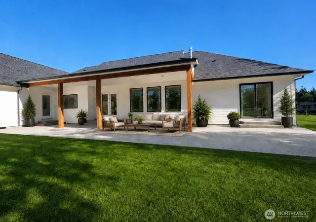Photo 3 of Single family home for sale at 6410 Shadow Crk Ln Ne, Olympia, WA 98516 | MLS# NWM2559887 | Listing updated on 2026-09-23