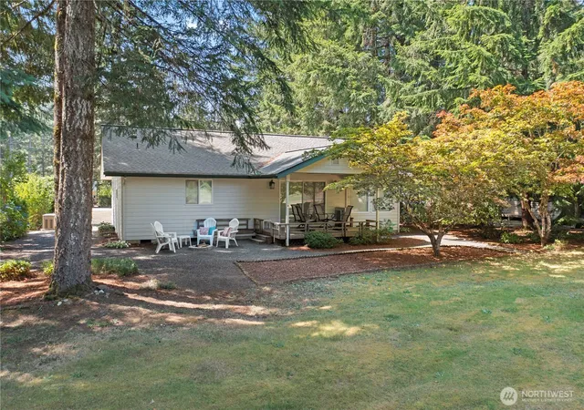 Photo 1 of Single family home for sale at 260 N Mount Christie Dr, Hoodsport, WA 98548 | MLS# NWM2560059 | Listing updated on 2026-09-23