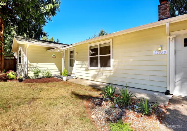 Photo 2 of Single family home for sale at 25950 Nw Circle Dr S, Poulsbo, WA 98370 | MLS# NWM2560130 | Listing updated on 2026-09-25