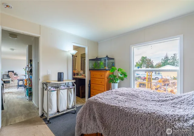 Photo 4 of Manufactured home for sale at 300 Park Ave #34, Buckley, WA 98321 | MLS# NWM2560238 | Listing updated on 2026-09-23